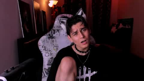 Snapshot of foxicfu chatting on April 2026 03:42:02 PM Foxicfu online show from April 2026 03:42:02 PM