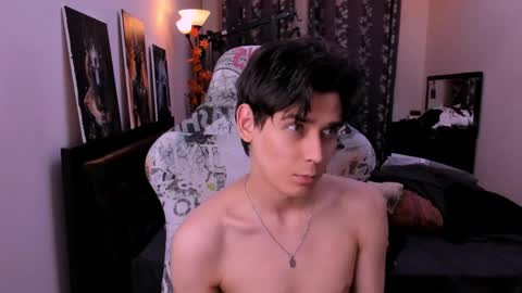 Snapshot of foxicfu chatting on April 2026 03:46:02 PM Foxicfu online show from April 2026 03:46:02 PM