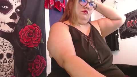 Snapshot of foxxbell chatting on October 2025 01:08:02 AM foxxbell online show from October 2025 01:08:02 AM