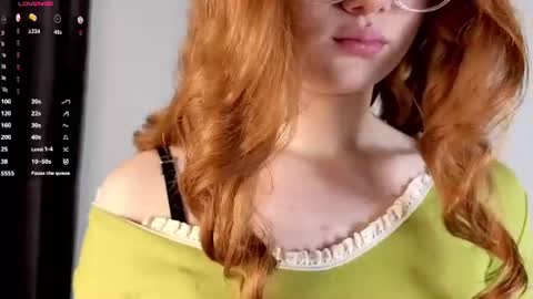 Snapshot of foxxx_tail chatting on July 2026 01:28:02 PM Petra online show from July 2026 01:28:02 PM