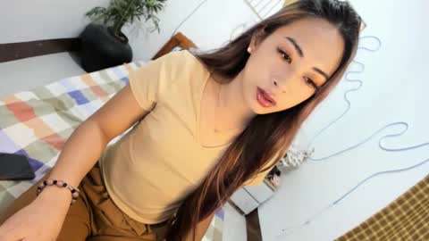 Snapshot of foxxxy_bunny18 chatting on October 2025 02:17:02 AM Rianne online show from October 2025 02:17:02 AM