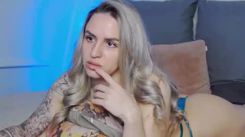 Foxy Kimmi online show from March 2026 04:39:01 AM