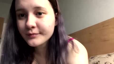 Kate online show from September 2025 03:52:01 AM