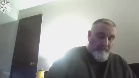 Snapshot of foxyfang chatting on March 2025 03:08:01 AM foxyfang online show from March 2025 03:08:01 AM