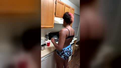 Snapshot of foxygoddess18 chatting on May 2026 12:27:02 AM foxygoddess18 online show from May 2026 12:27:02 AM