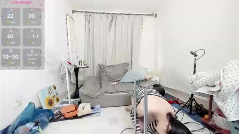 Snapshot of foxyiyi chatting on November 2025 08:14:01 AM yiyi online show from November 2025 08:14:01 AM