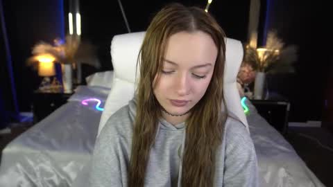 Maya online show from December 2025 02:11:01 PM