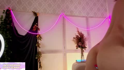 Snapshot of foxysecret_ chatting on April 2026 01:41:01 PM foxysecret_ online show from April 2026 01:41:01 PM