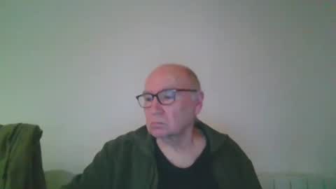 Snapshot of fra94 chatting on February 2025 12:09:01 AM fra94 online show from February 2025 12:09:01 AM