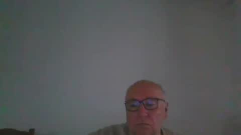 Snapshot of fra94 chatting on September 2025 02:21:01 PM fra94 online show from September 2025 02:21:01 PM