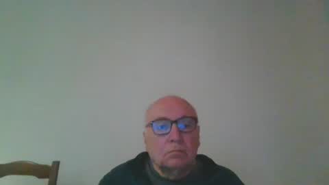 Snapshot of fra94 chatting on October 2025 11:28:02 PM fra94 online show from October 2025 11:28:02 PM