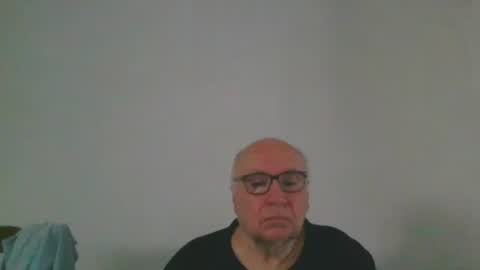 Snapshot of fra94 chatting on May 2026 12:33:02 PM fra94 online show from May 2026 12:33:02 PM