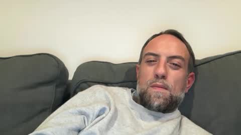 Snapshot of fra___ chatting on December 2025 03:32:01 PM fra___ online show from December 2025 03:32:01 PM