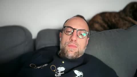 fra___ online show from December 2025 02:56:01 PM