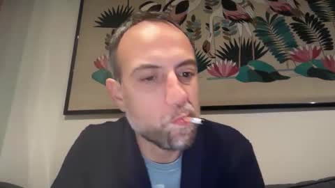 fra___ online show from December 2025 04:03:02 PM