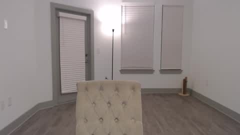 Angel online show from February 2025 04:35:02 AM