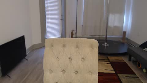 Angel online show from February 2025 06:12:01 PM