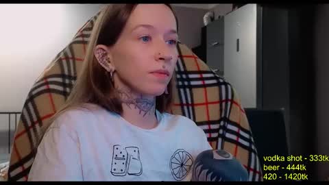 fran_bow online show from October 2025 06:03:01 AM