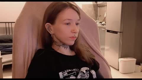 fran_bow online show from October 2025 01:01:02 PM