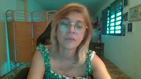 francelune online show from January 2026 02:21:02 PM