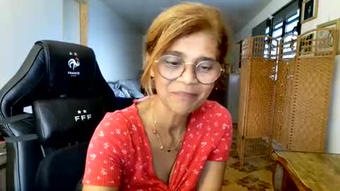 francelune online show from March 2026 01:48:02 PM