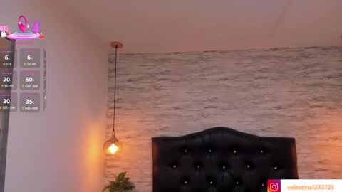          online show from October 2025 05:33:02 PM