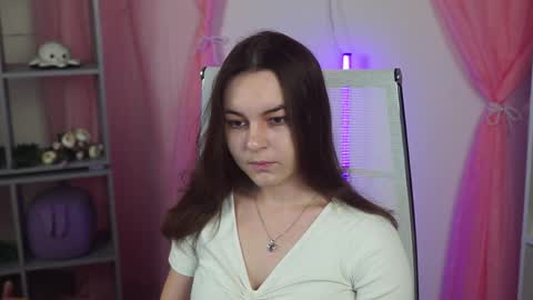 Snapshot of francescacavaliere chatting on April 2026 09:43:01 AM Francesca online show from April 2026 09:43:01 AM