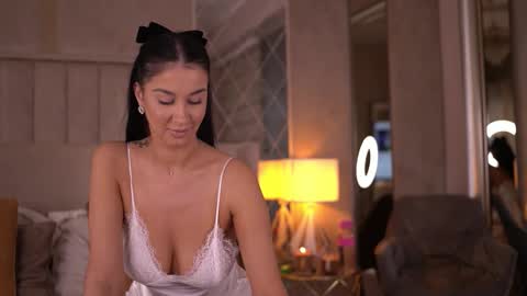 francescadante online show from November 2025 06:47:02 AM