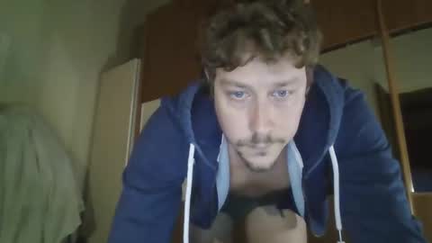 Snapshot of francesco_831115 chatting on October 2025 05:46:02 PM francesco_831115 online show from October 2025 05:46:02 PM