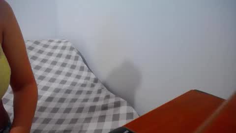 franceskcaa online show from November 2025 05:46:02 AM