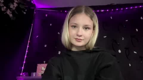 Liza online show from March 2026 03:59:01 PM