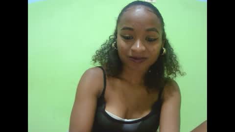 Snapshot of francine925426 chatting on January 2026 09:14:02 AM francine925426 online show from January 2026 09:14:02 AM