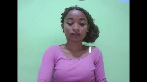 Snapshot of francine925426 chatting on January 2026 09:03:01 AM francine925426 online show from January 2026 09:03:01 AM