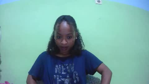 Snapshot of francine925426 chatting on January 2026 08:30:01 AM francine925426 online show from January 2026 08:30:01 AM