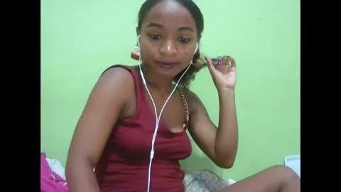 Snapshot of francine925426 chatting on January 2026 06:40:01 AM francine925426 online show from January 2026 06:40:01 AM