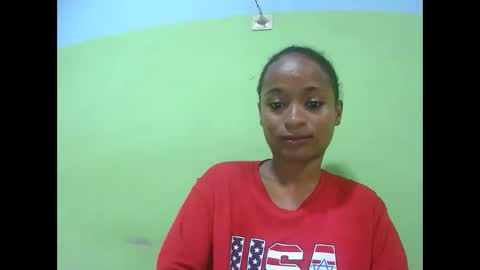 Snapshot of francine925426 chatting on February 2026 01:16:02 PM francine925426 online show from February 2026 01:16:02 PM