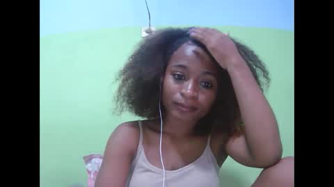 Snapshot of francine925426 chatting on February 2026 11:24:01 AM francine925426 online show from February 2026 11:24:01 AM