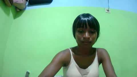 Snapshot of francine925426 chatting on February 2026 08:11:02 AM francine925426 online show from February 2026 08:11:02 AM