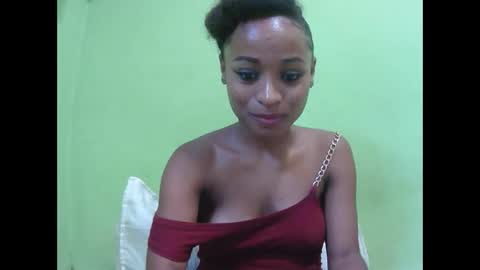 Snapshot of francine925426 chatting on March 2026 12:42:01 PM francine925426 online show from March 2026 12:42:01 PM