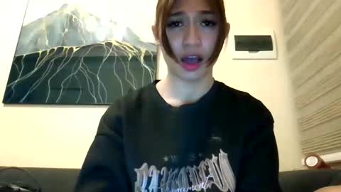 Snapshot of francine_moore chatting on January 2025 01:38:01 PM Francine online show from January 2025 01:38:01 PM