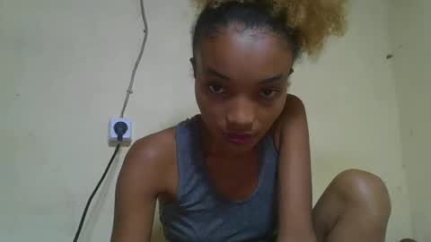 Snapshot of francinoli chatting on March 2026 06:30:01 AM Francinoli online show from March 2026 06:30:01 AM