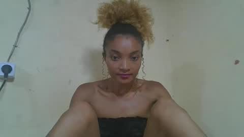 Snapshot of francinoli chatting on March 2026 08:26:33 AM Francinoli online show from March 2026 08:26:33 AM