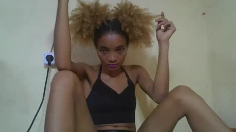 Snapshot of francinoli chatting on March 2026 09:16:02 PM Francinoli online show from March 2026 09:16:02 PM