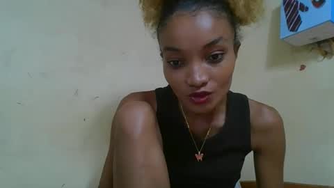 Snapshot of francinoli chatting on April 2026 02:59:02 PM Francinoli online show from April 2026 02:59:02 PM
