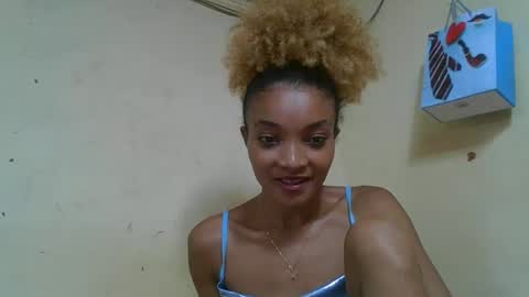 Snapshot of francinoli chatting on May 2026 03:50:02 PM Francinoli online show from May 2026 03:50:02 PM
