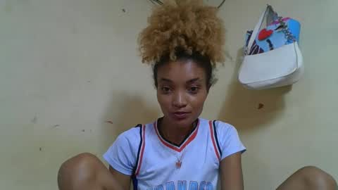 Snapshot of francinoli chatting on May 2026 07:04:01 AM Francinoli online show from May 2026 07:04:01 AM
