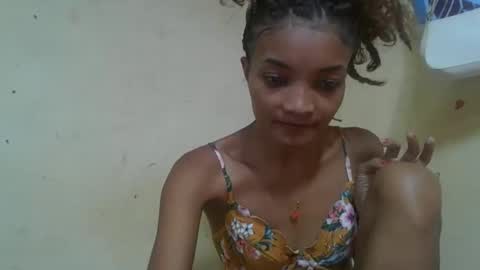 Snapshot of francinoli chatting on May 2026 09:03:02 AM Francinoli online show from May 2026 09:03:02 AM