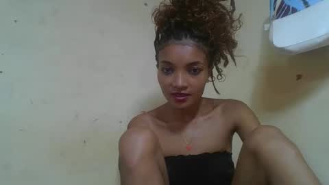Snapshot of francinoli chatting on May 2026 09:26:01 AM Francinoli online show from May 2026 09:26:01 AM
