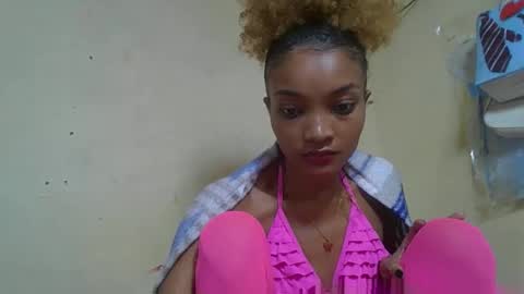 Snapshot of francinoli chatting on May 2026 05:05:02 AM Francinoli online show from May 2026 05:05:02 AM