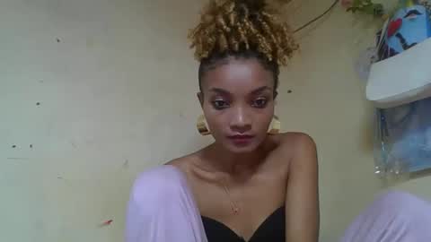 Snapshot of francinoli chatting on May 2026 09:16:01 AM Francinoli online show from May 2026 09:16:01 AM